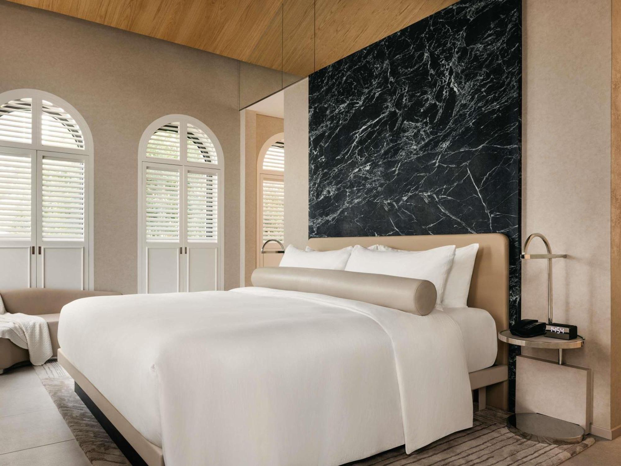 Mondrian Duxton Hotel Singapore